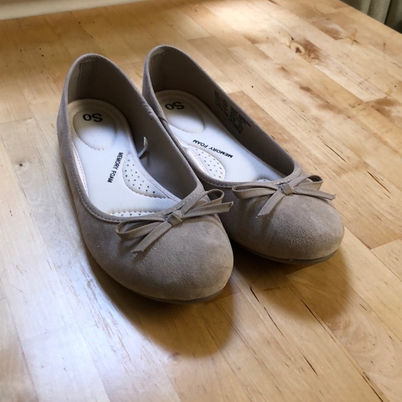 Beige ballet flats with memory foam